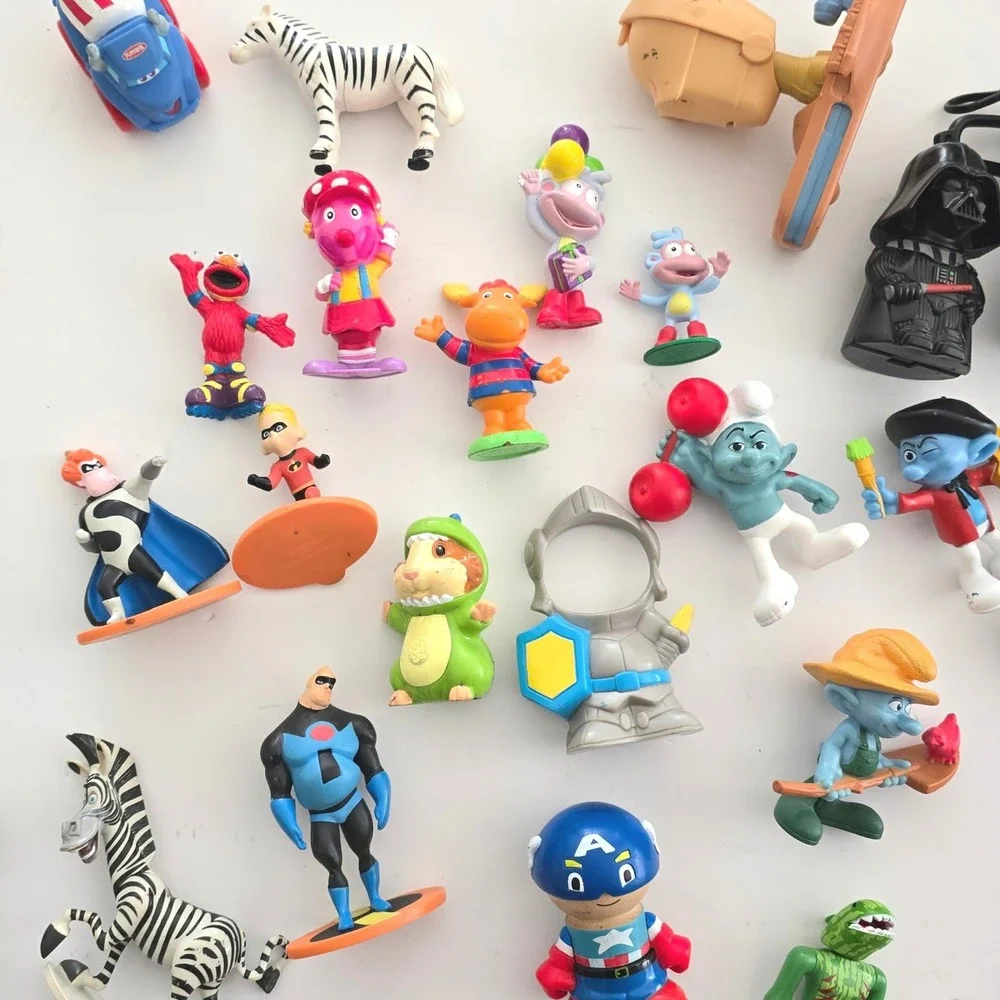 Mixed Toy Figure Lot Disney Pixar Star Wars Smurfs Mickey Mouse 25+pc Multi Good